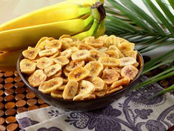 Kaip pagaminti sveikus bananų traškučius vaikams