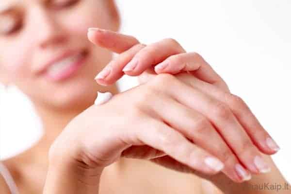 Kaip prižiūrėti rankų odą