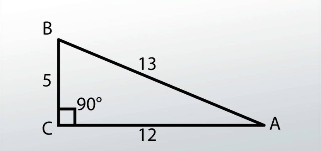 Kaip Apskaičiuoti Stačiojo Trikampio Plotą
